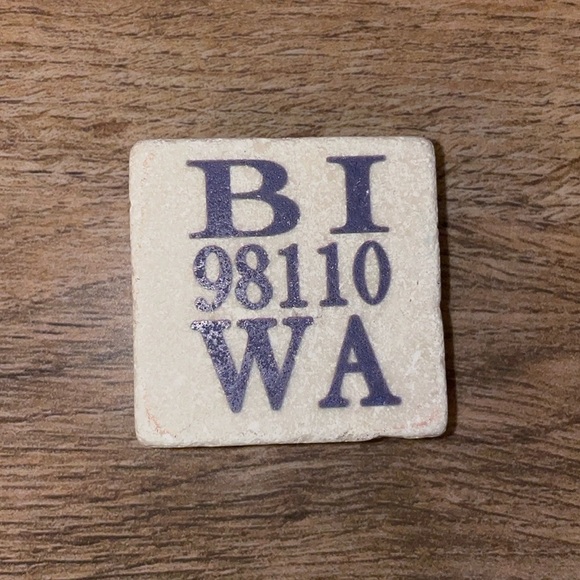 Other - Bainbridge Island Washington BI WA 98110 travel souvenir stone magnet